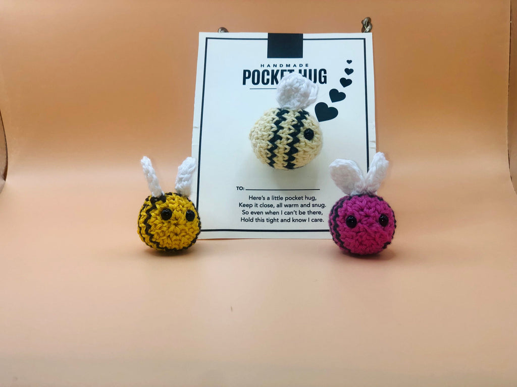 Mini Bee Pocket Hugs