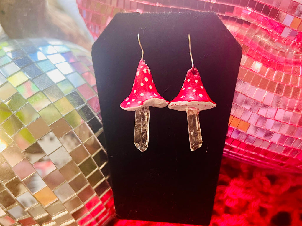 Mini mushroom earrings