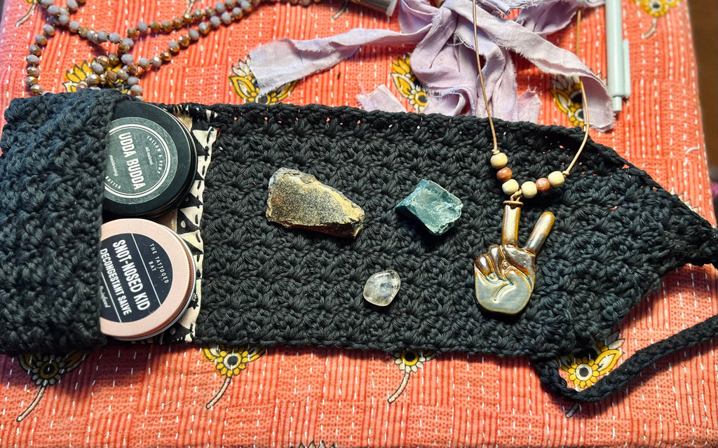Tarot Card / Essential Oil / Crystal Pouch / Holder