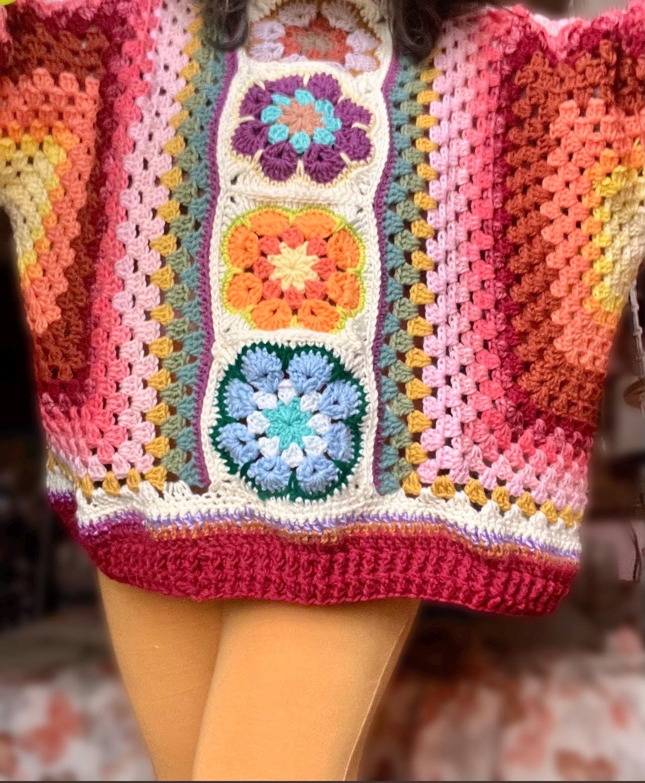 Retro Flower Power Pullover