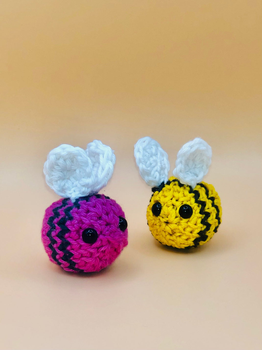 Mini Bee Pocket Hugs