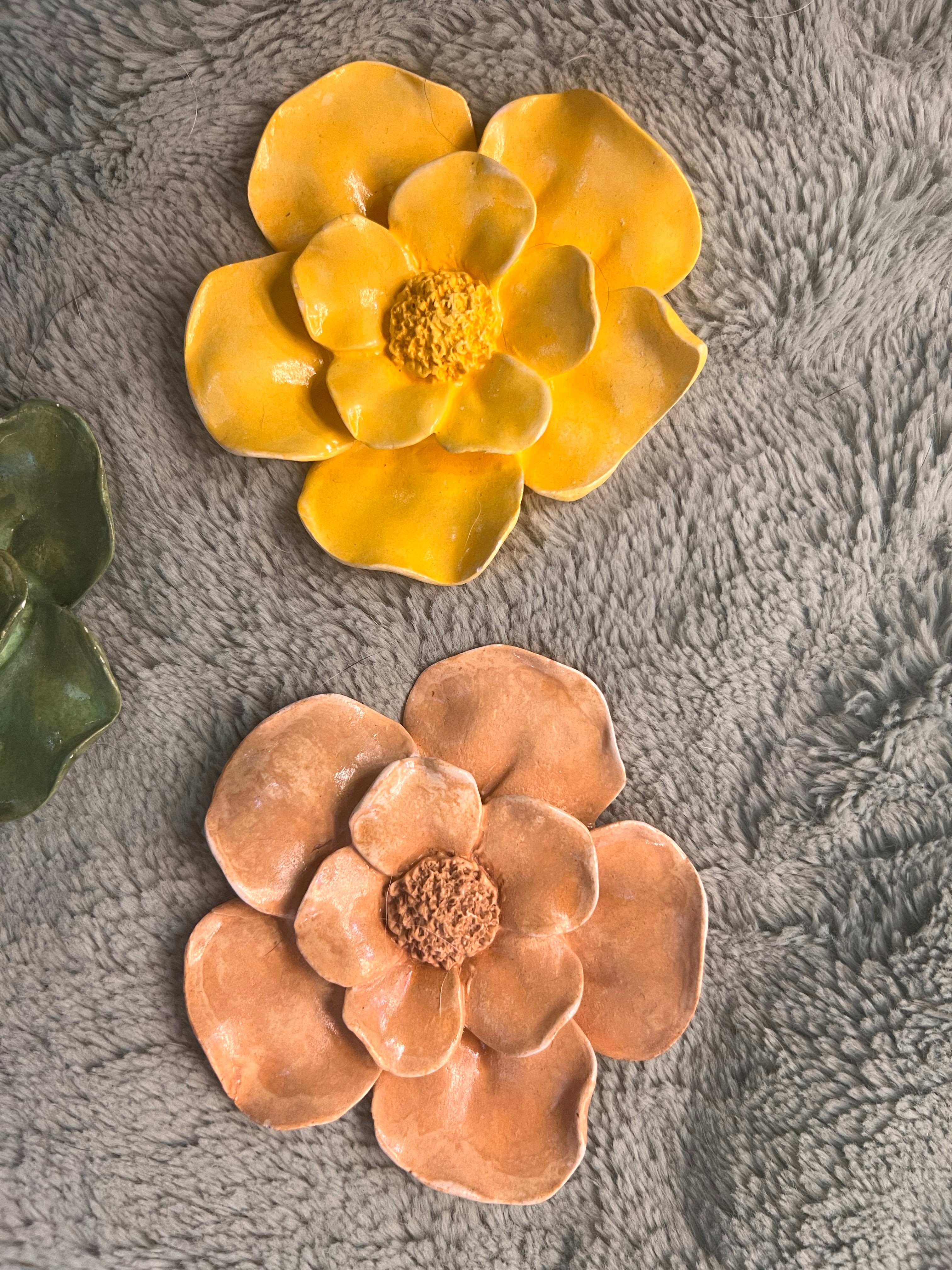 Set of three ceramic flowers