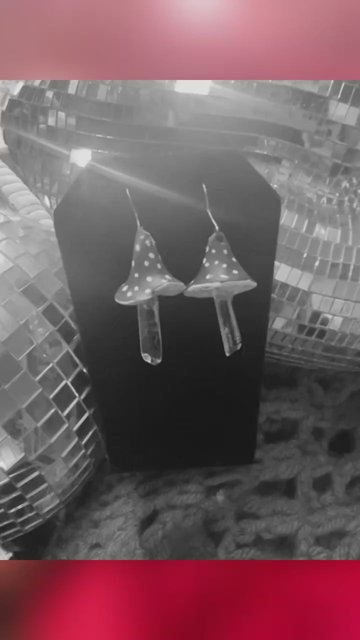 Mini mushroom earrings